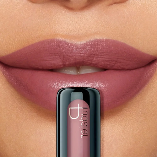 1pc Matte Velvet Lip Gloss, Highly Saturated Liquid Lip Mud, Non-Stick Long Lasting, All Skin Tones Compatible.